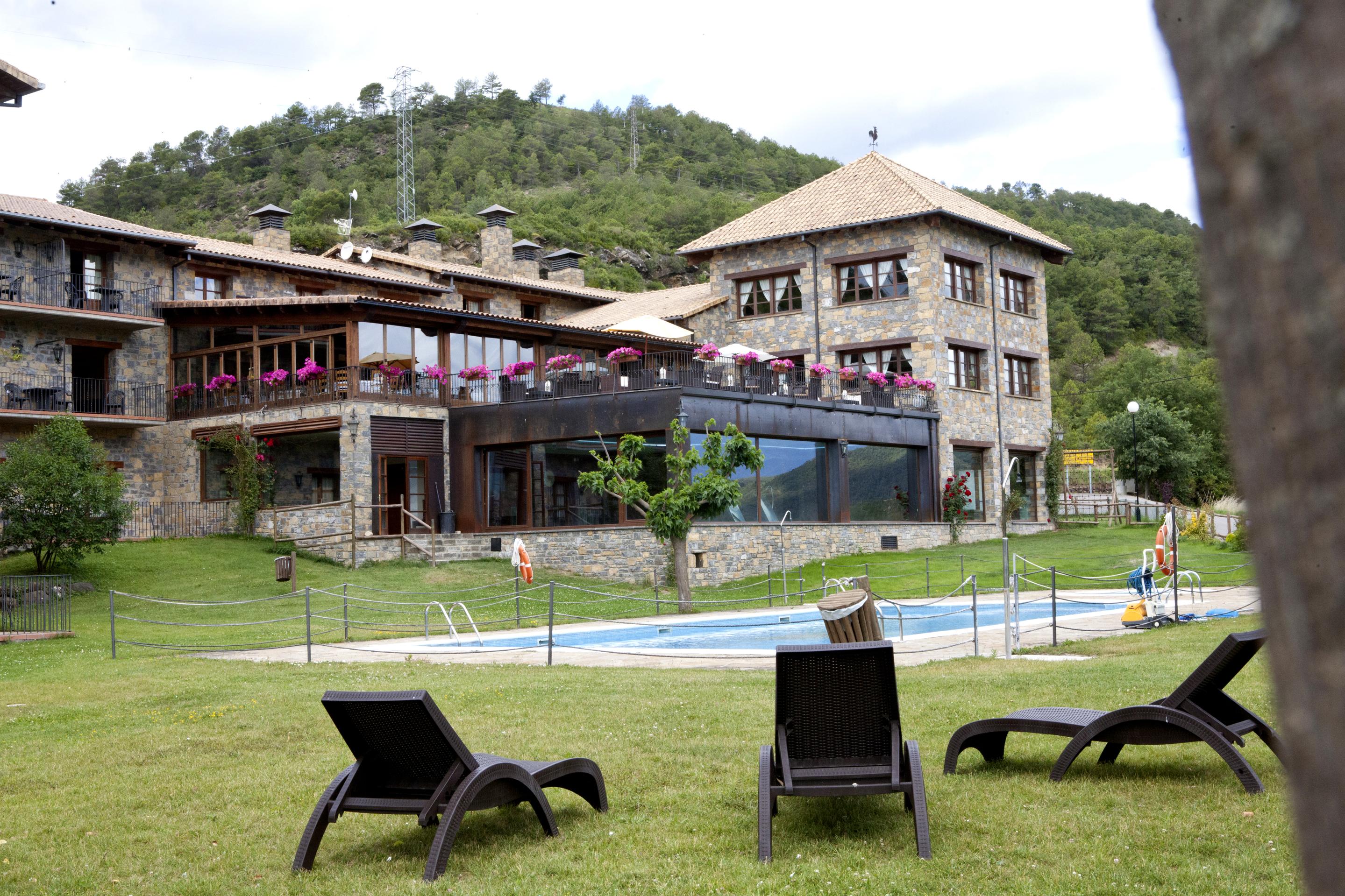 & Pena Montanesa 3* Aínsa